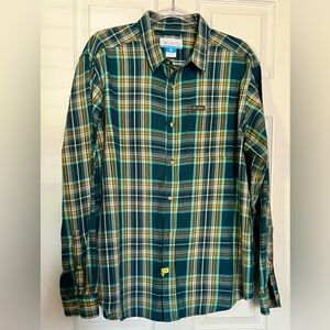 Columbia Green/ Teal Plaid Casual Button Down Shirt Men’s Long Sleeve Large